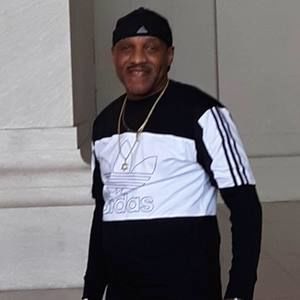 Meet your Posher, Raymond